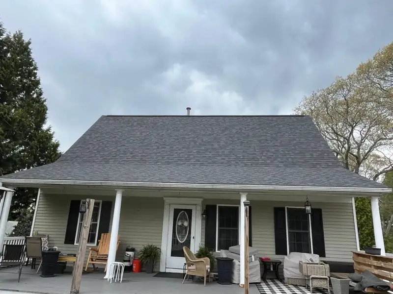 Completed siding replacement